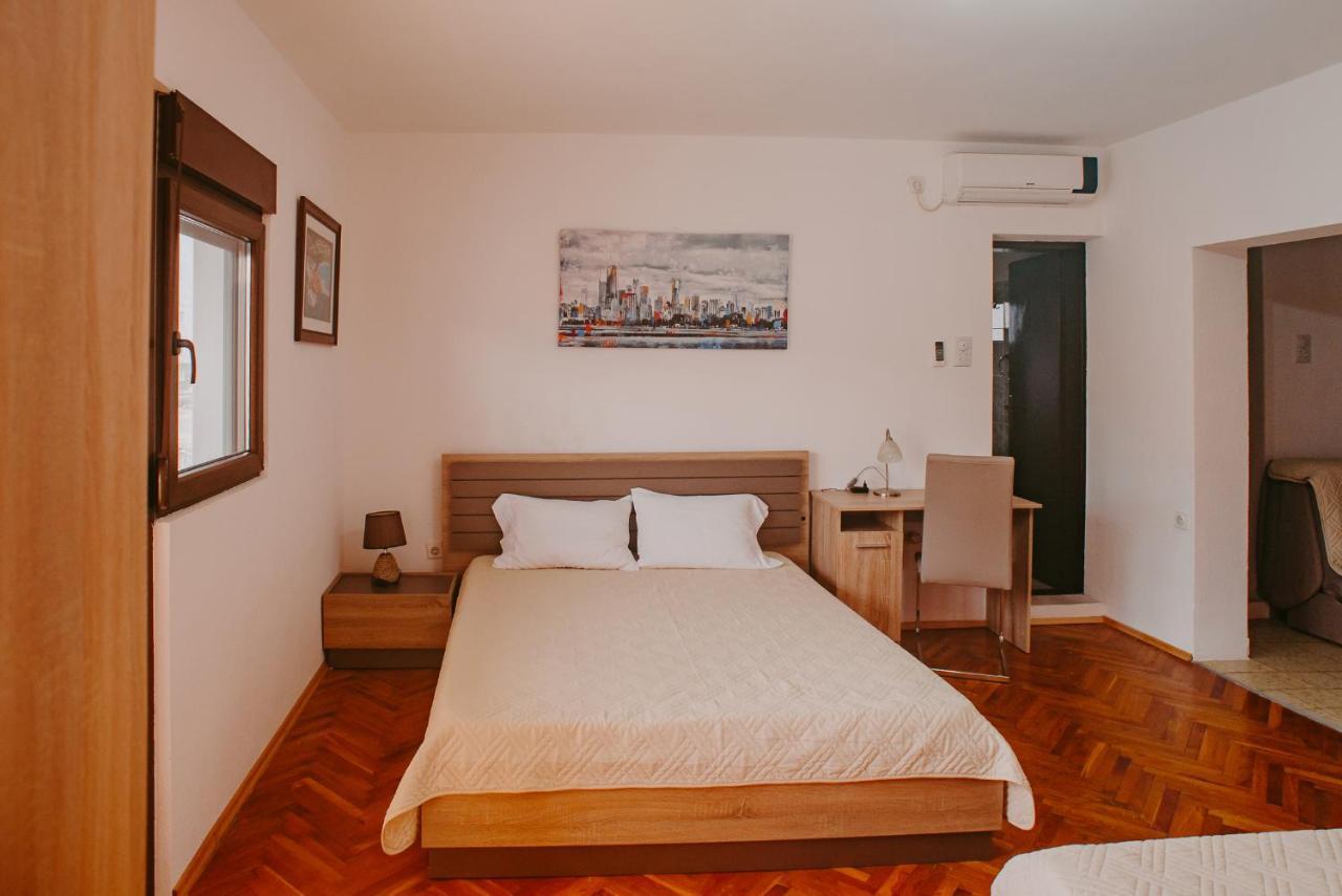 Ferienwohnung Azure Adriatic Kotor Exterior foto