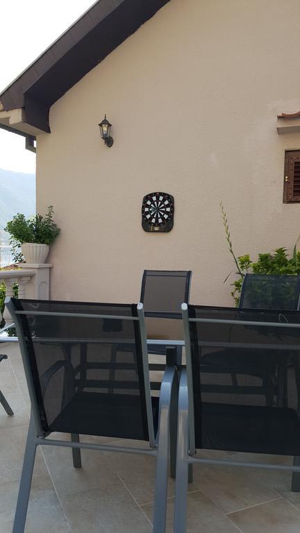 Ferienwohnung Azure Adriatic Kotor Exterior foto