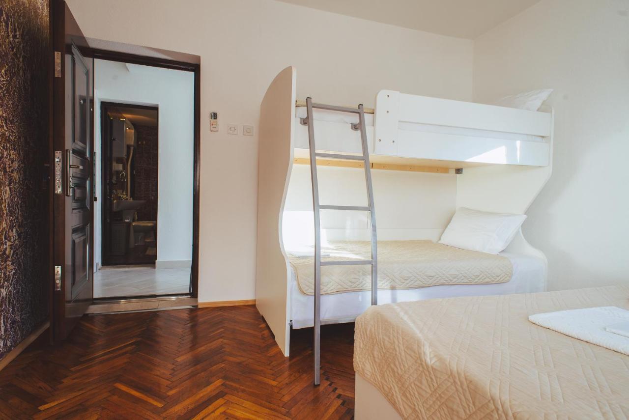 Ferienwohnung Azure Adriatic Kotor Exterior foto