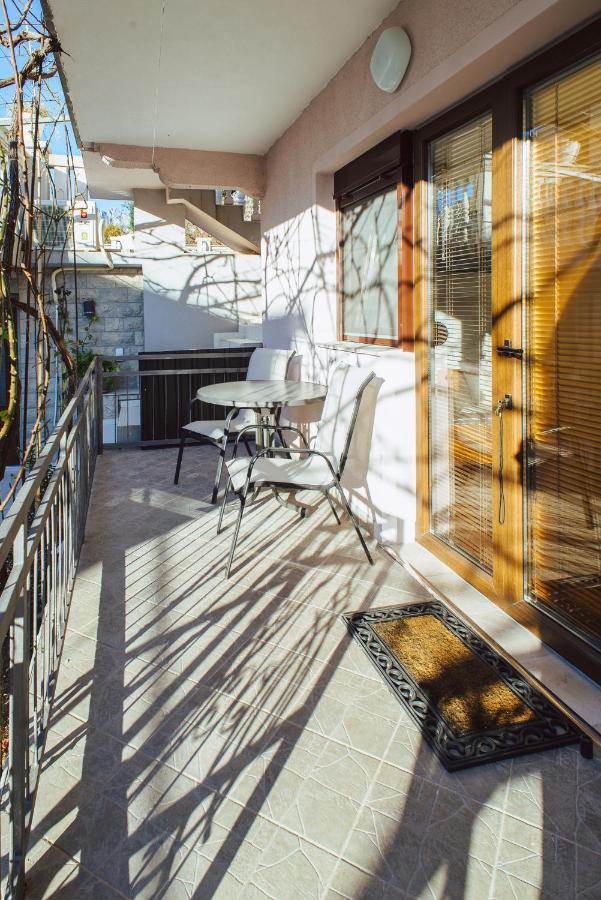 Ferienwohnung Azure Adriatic Kotor Exterior foto
